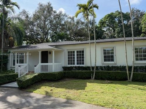 7550 Sw 67th Ave, South Miami, FL, 33143-4539 | Card Image