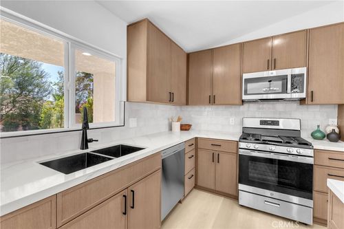 9740 Capiland Rd, Desert Hot Springs, CA, 92240-1141 | Card Image