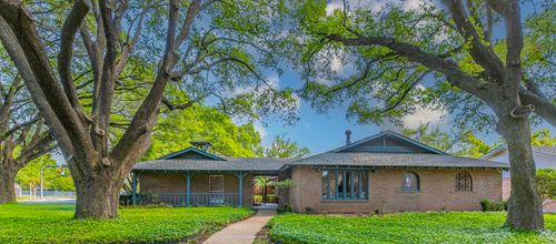 5400 Lake Jackson Dr, Waco, TX, 76710-2746 | Card Image