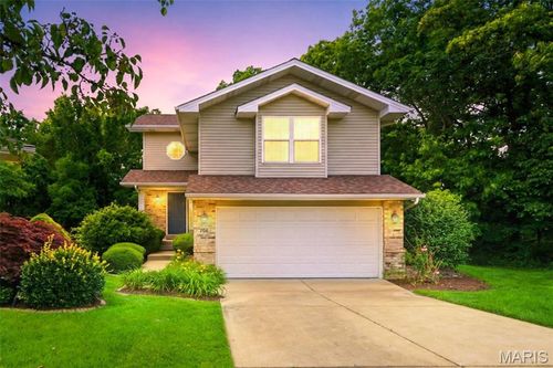 706 Norwood Ter, Lake St Louis, MO, 63367-1472 | Card Image