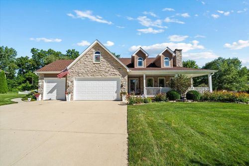 1270 Greenview Pl, Crown Point, IN, 46307-5044 | Card Image