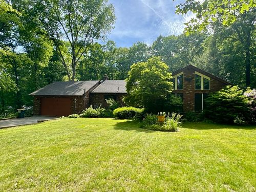 10-64 Number 6 Schoolhouse Rd, Charlton, MA, 01507-6518 | Card Image