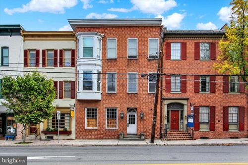 2-apartment-110 Baltimore St, GETTYSBURG, PA, 17325-2336 | Card Image
