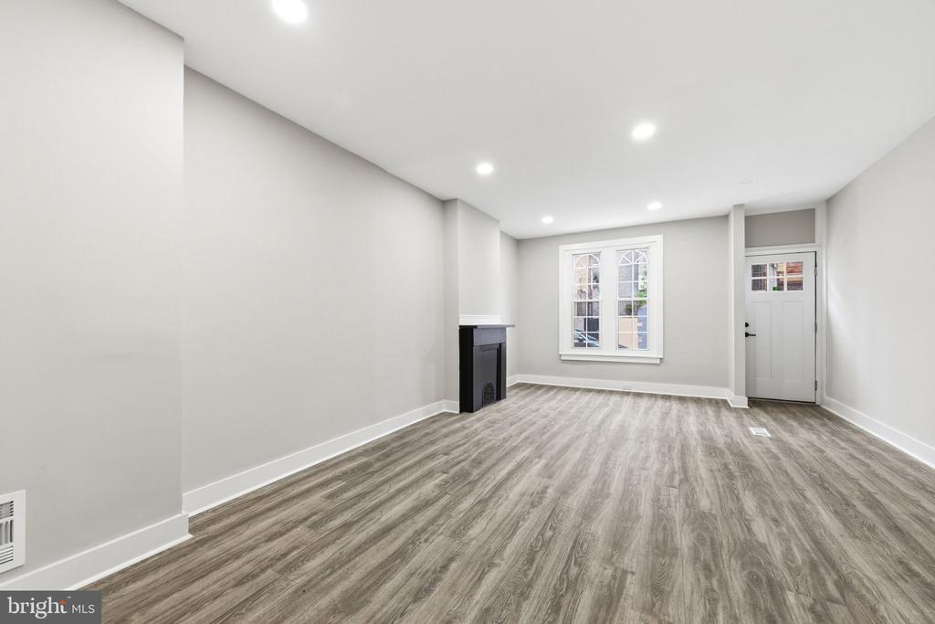 Residential in PHILADELPHIA 5
