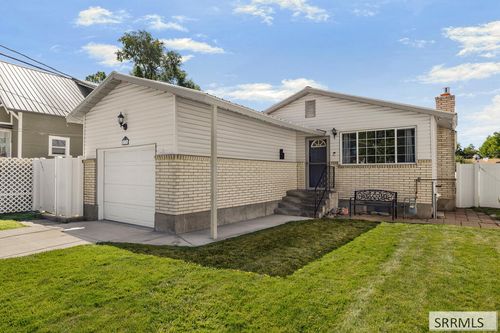 71 N 3rd W, Rexburg, ID, 83440-1401 | Card Image