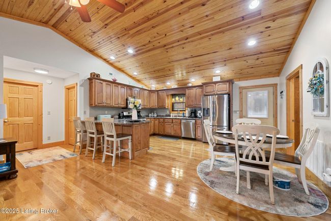 127 Ironwood Dr, House other with 3 bedrooms, 2 bathrooms and null parking in Bee Spring KY | Image 18
