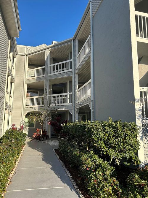 apt-8306-6924 Stones Throw Cir N, ST PETERSBURG, FL, 33710-4751 | Card Image