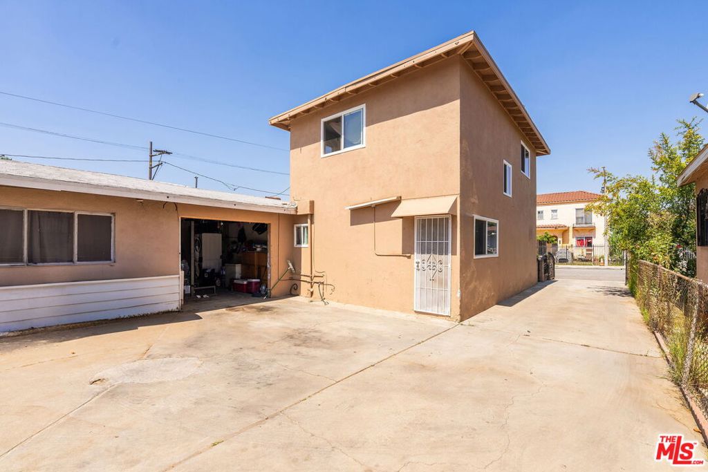 Residential Income in Los Angeles 4