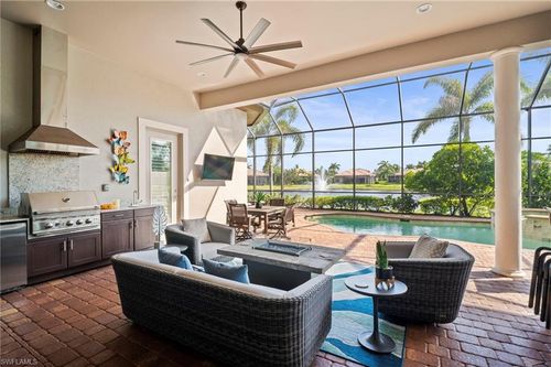 6420 Costa Cir, NAPLES, FL, 34113-1700 | Card Image