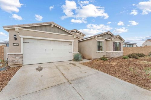 750 Green Court, Perris, CA, 92571 | Card Image