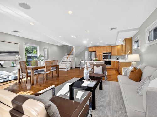 15 Crest Rd, Wayland, MA, 01778-4201 | Card Image