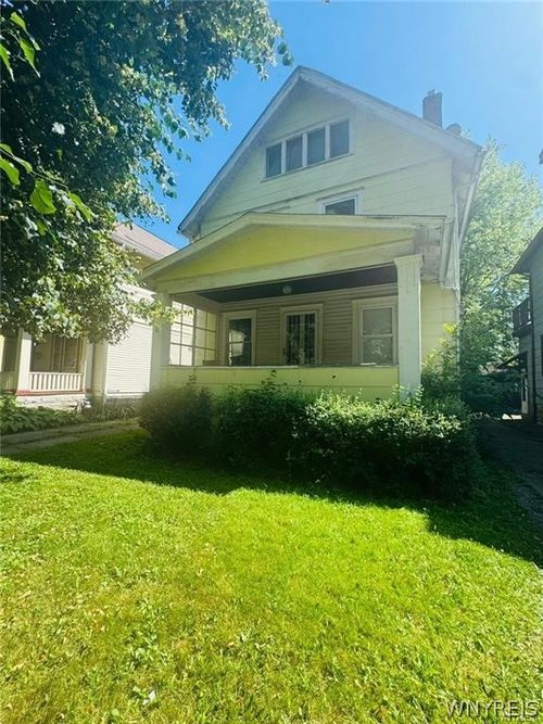 65 Northrup Pl, Buffalo, NY, 14214-1307 | Card Image