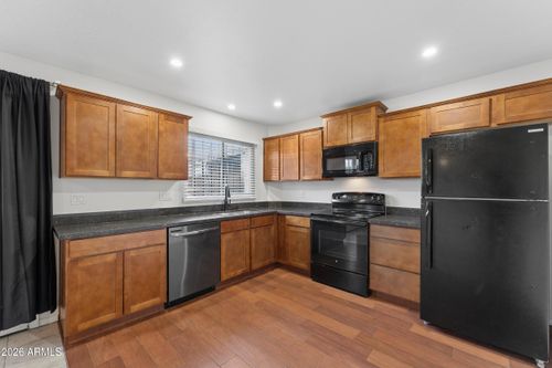 4546 N 15th Ave, Phoenix, AZ, 85015-3806 | Card Image