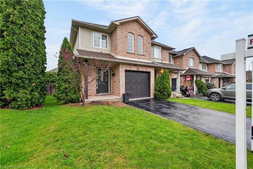 41 Kenyon Cres, Grimsby, ON, L3M5P3 | Card Image