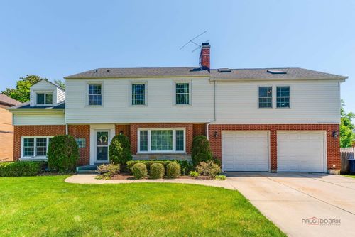 225 Stratford Rd, Des Plaines, IL, 60016-2107 | Card Image