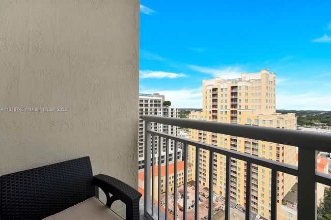 APT-2109 - 9055 Sw 73 Rd Ct, Condo with 3 bedrooms, 2 bathrooms and null parking in Pinecrest FL | Image 29