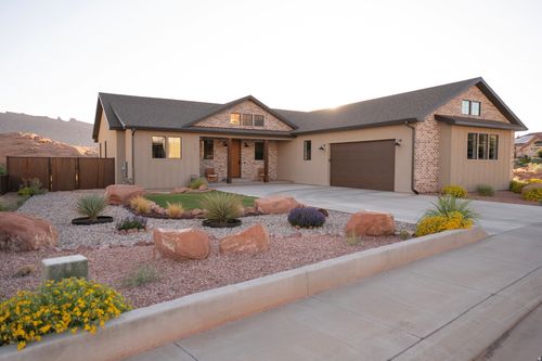 2182 Salida Del Sol, Moab, UT, 84532-3518 | Card Image