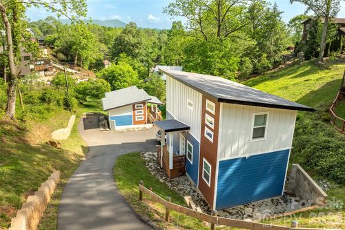 109 Thurland Ave, Asheville, NC, 28803-2956 | Card Image