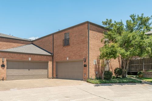17365 Remington Park Cir, Dallas, TX, 75252-5358 | Card Image