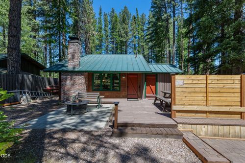 26104 Sw Pine Dr, Camp Sherman, OR, 97730-9606 | Card Image