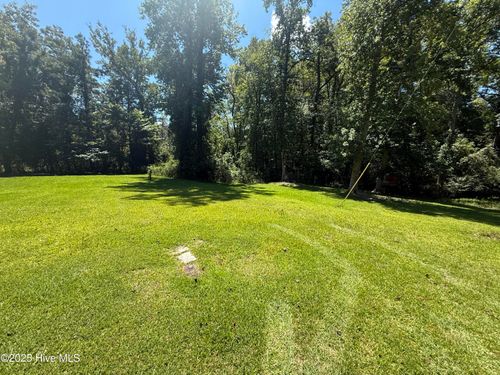 201 Kelly Ln, Blounts Creek, NC, 27814-9211 | Card Image