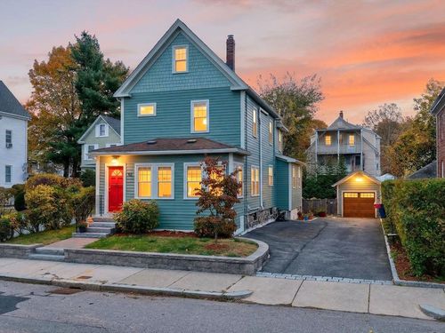 92 Roslindale Ave, Boston, MA, 02131-2906 | Card Image