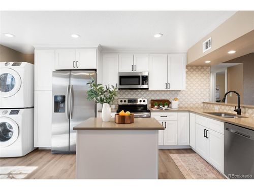 1030 Stuart St, Denver, CO, 80204-2958 | Card Image