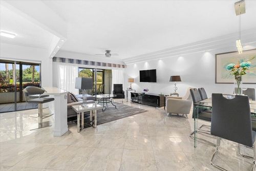 104-7507 La Paz Boulevard, Boca Raton, FL, 33433 | Card Image
