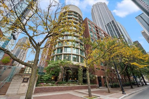 311-480 N Mcclurg Ct, Chicago, IL, 60611-4328 | Card Image