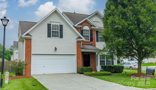 523 Galesburg Dr, Monroe, NC, 28110-7332 | Card Image