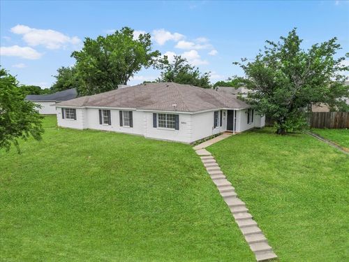 8835 Township Ct, Fort Worth, TX, 76179-2934 | Card Image