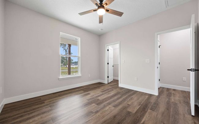 152 Sw Scott Pl, House other with 4 bedrooms, 2 bathrooms and 2 parking in LAKE CITY FL | Image 25