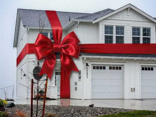 2291 Hudson Terr, Sooke, BC, V9Z1R2 | Card Image