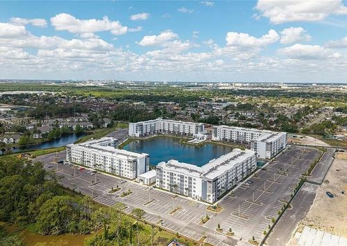 211-5579 Millenia Park Blvd, Orlando, FL, 32839 | Card Image