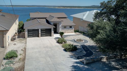 2934 Colleen Dr, Canyon Lake, TX, 78133-5399 | Card Image