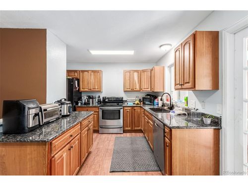 16233 E Louisiana Pl, Aurora, CO, 80017-4105 | Card Image