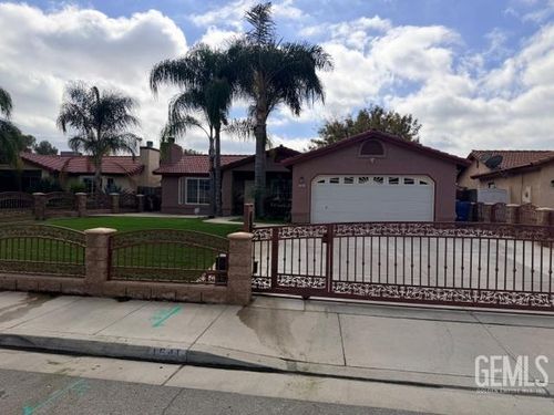 1541 Poppy Ct, Wasco, CA, 93280-9405 | Card Image