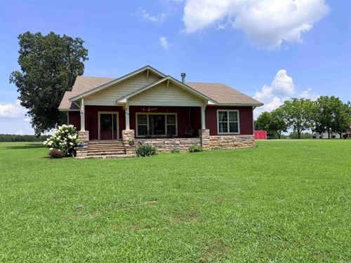 700 Strawberry Rd, Bald Knob, AR, 72010-9106 | Card Image