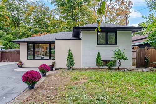 53 Morning Dew Rd, Scarborough, ON, M1E3X2 | Card Image
