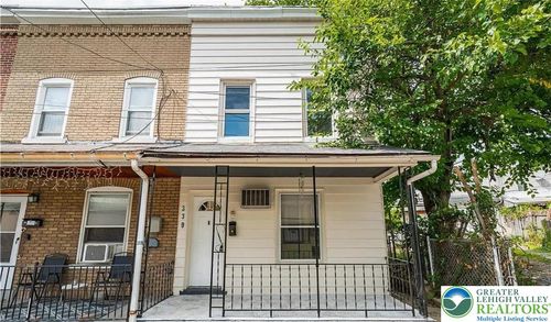 339 E Howe St, Allentown, PA, 18109-2537 | Card Image