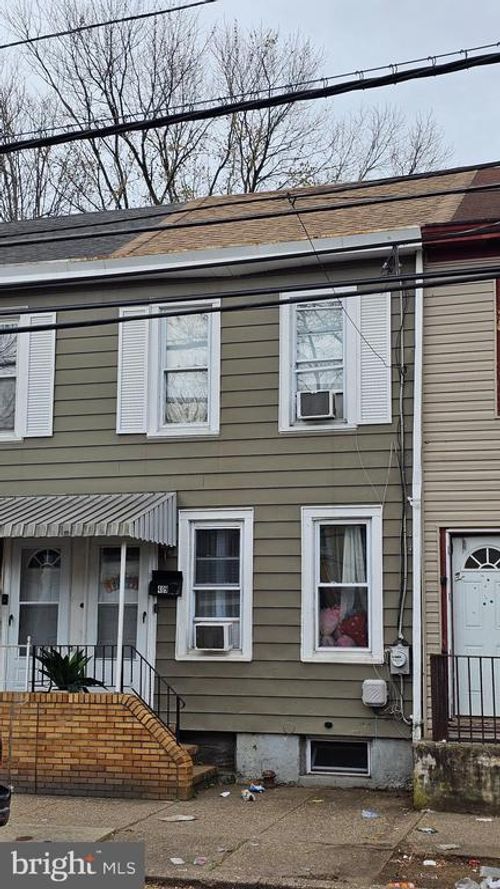 409 Genesee St, Trenton, NJ, 08611-2005 | Card Image