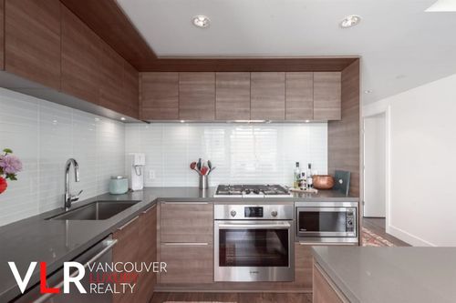 1202-1550 Fern St, North Vancouver, BC, V7J0A9 | Card Image