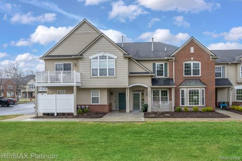 4253 Hampton Ridge Blvd, Howell, MI, 48843-5506 | Card Image