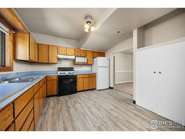 311 12 Th Ave, House other with 3 bedrooms, 2 bathrooms and null parking in Greeley CO | Image 11