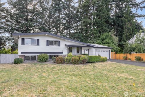 14249 Ne 1st St, Bellevue, WA, 98007-6942 | Card Image