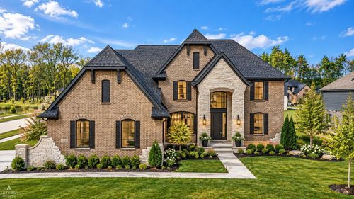 11849 Encore Ct, Utica, MI, 48315-2333 | Card Image