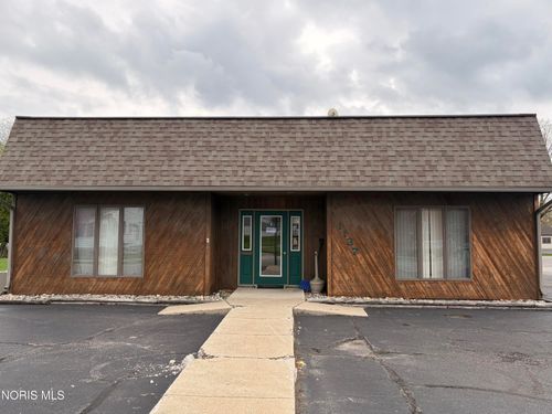 1137 S Clinton St, Defiance, OH, 43512-2706 | Card Image