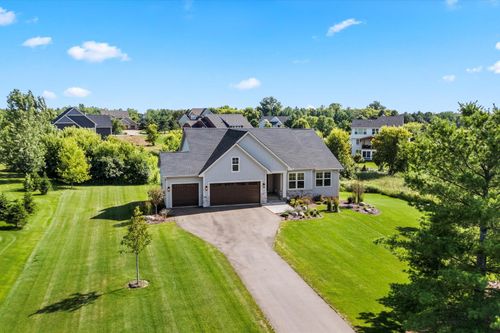 719 Mount Curve Ct, Hudson, WI, 54016 | Card Image
