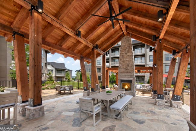 APT-1212 - 1520 Laurel Crossing Pkwy, Condo with 3 bedrooms, 2 bathrooms and 2 parking in Buford GA | Image 32