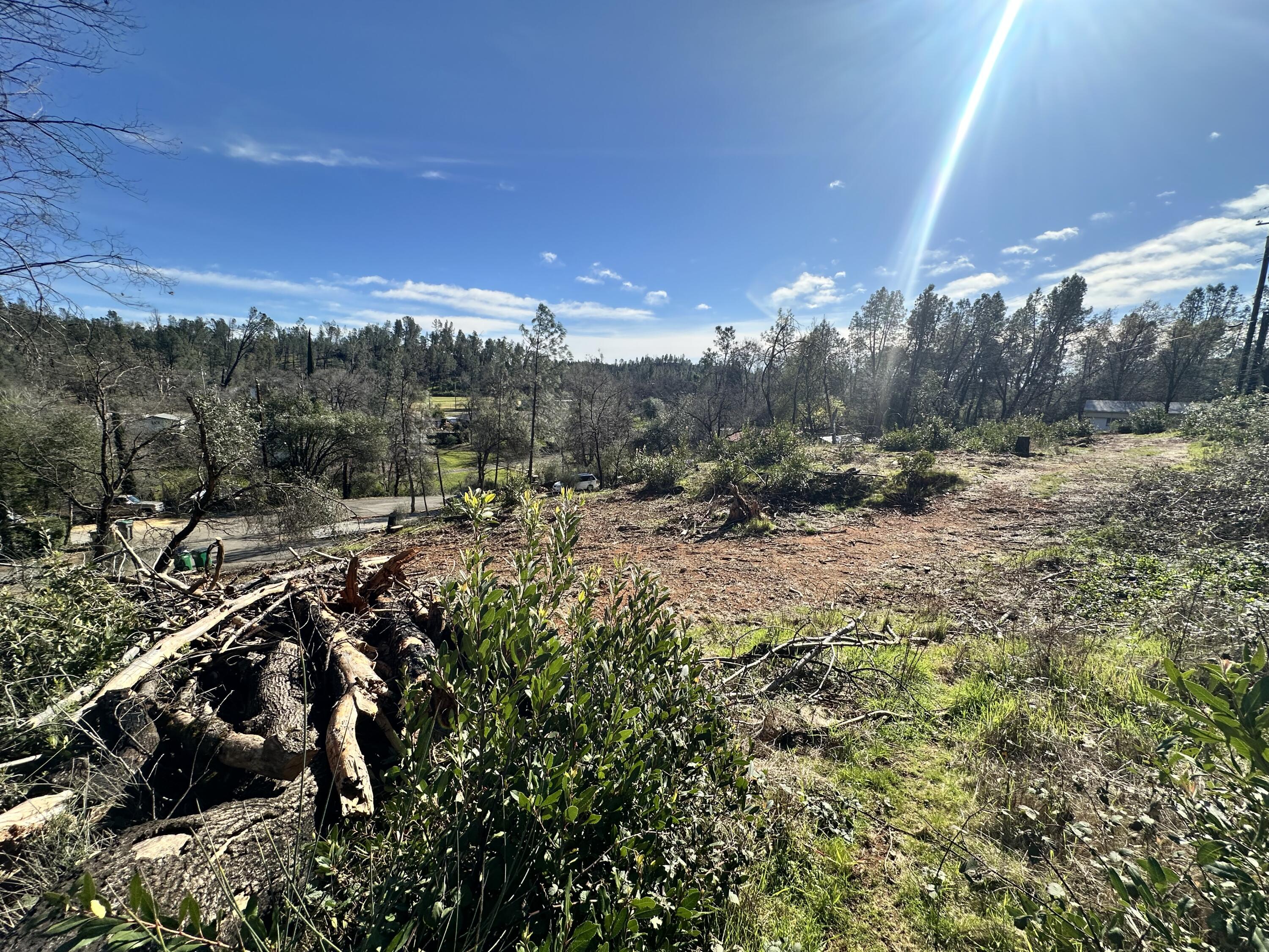 Land in Shasta Lake 4